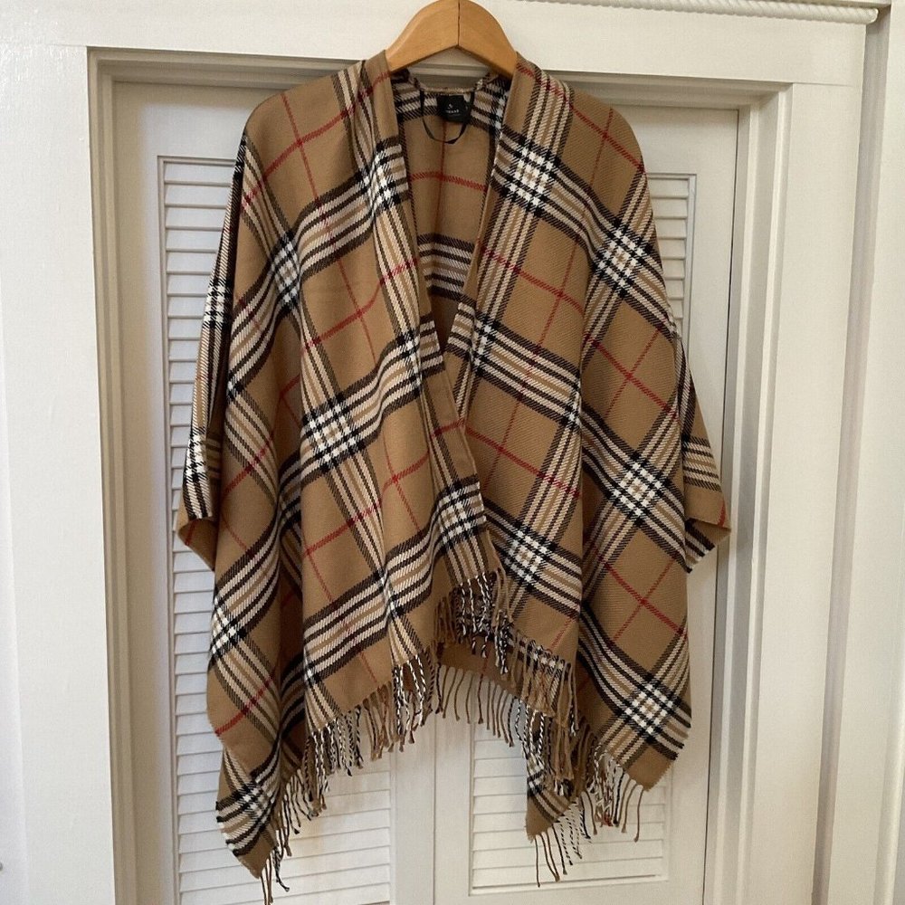 V.FRAAS, Tan, White, Black, Red Women's Fringe Shawl Size: One Size